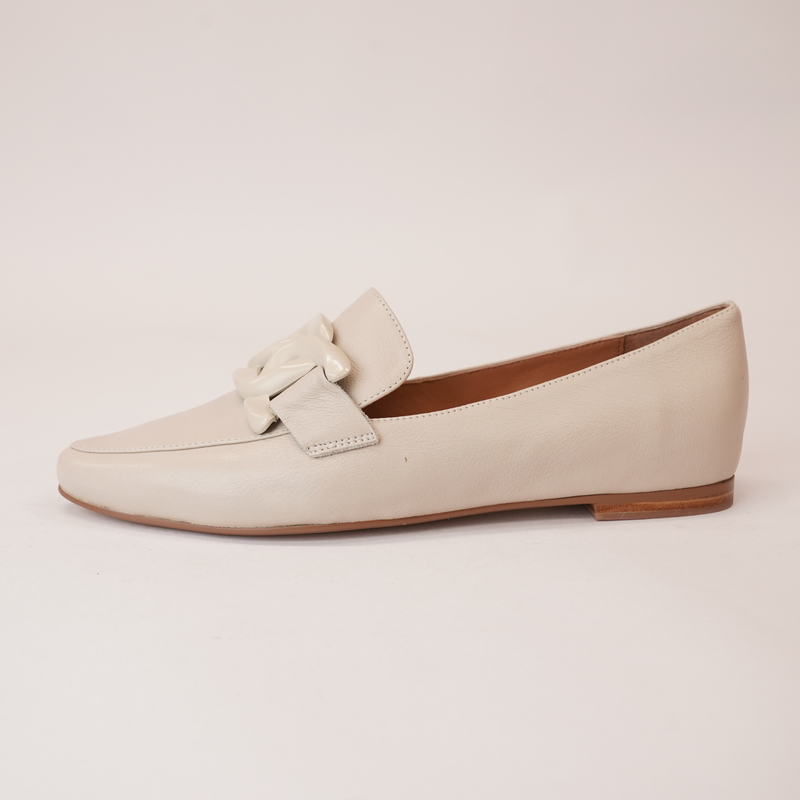 Socoros Almond Leather Loafers