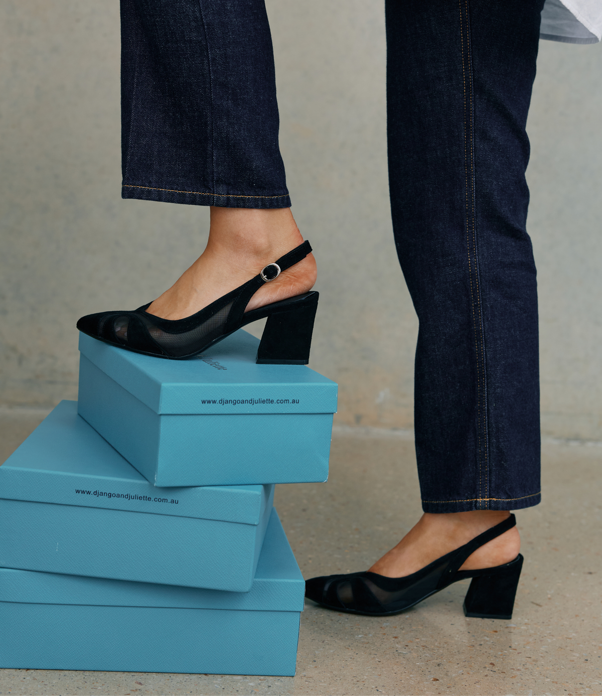 Mag Black Suede/Mesh Heels