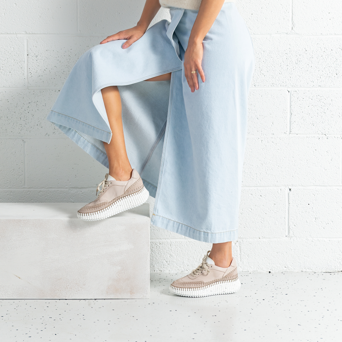 Cobus Nougat Leather Sneakers