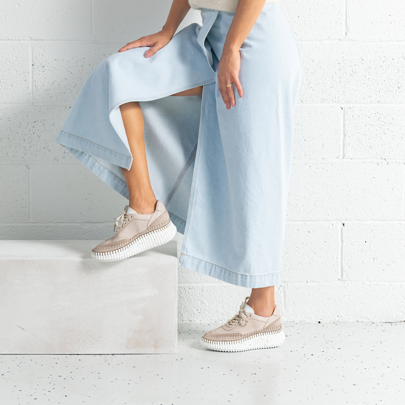 Cobus Nougat Leather Sneakers