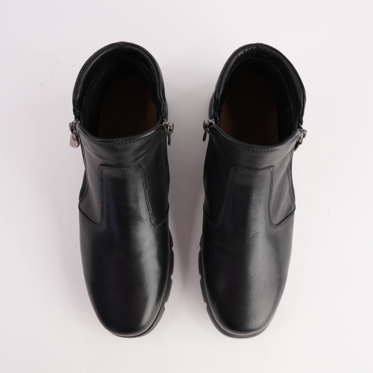 Eddie Black Leather Ankle Boots - SALA | Shouz