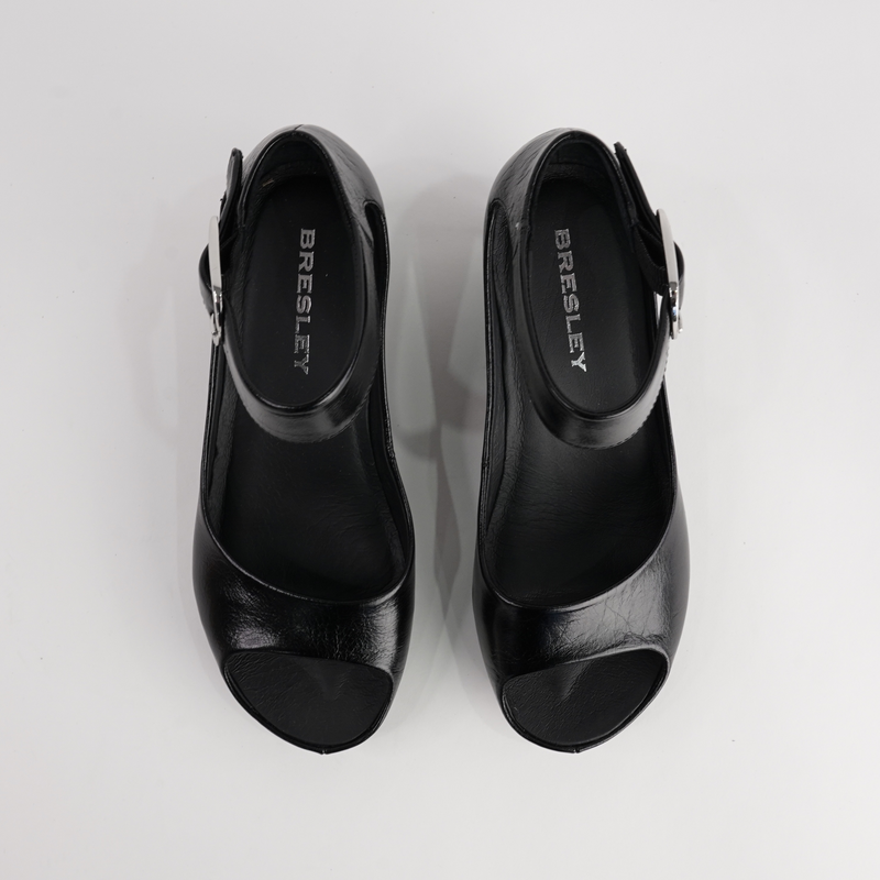 Sangria Black Leather Wedges