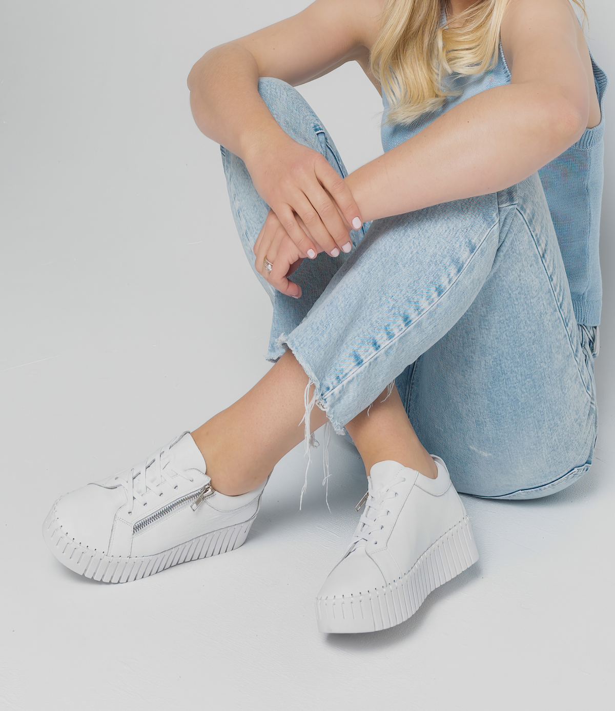 Bump White Leather Sneakers - DJANGO AND JULIETTE | Shouz