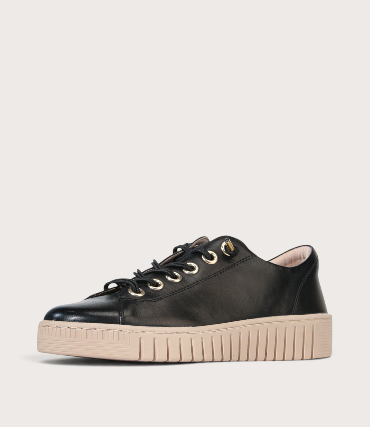 Tinara Black Leather Sneakers