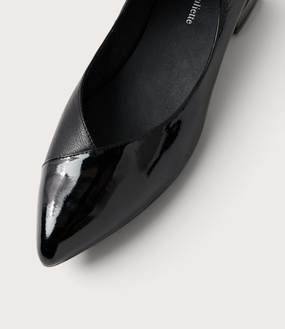 Ewa Black Patent Leather Ballet Flats
