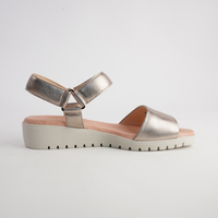 Minne Champagne/ Almond Sole Leather Sandals