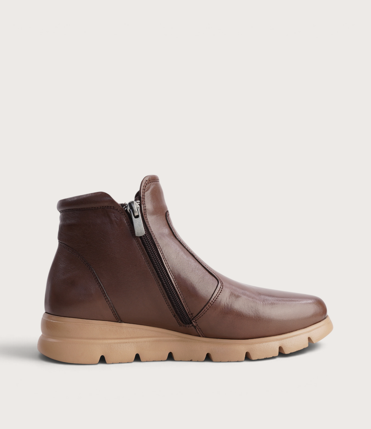 Eddie Praline Leather Ankle Boots - SALA | Shouz