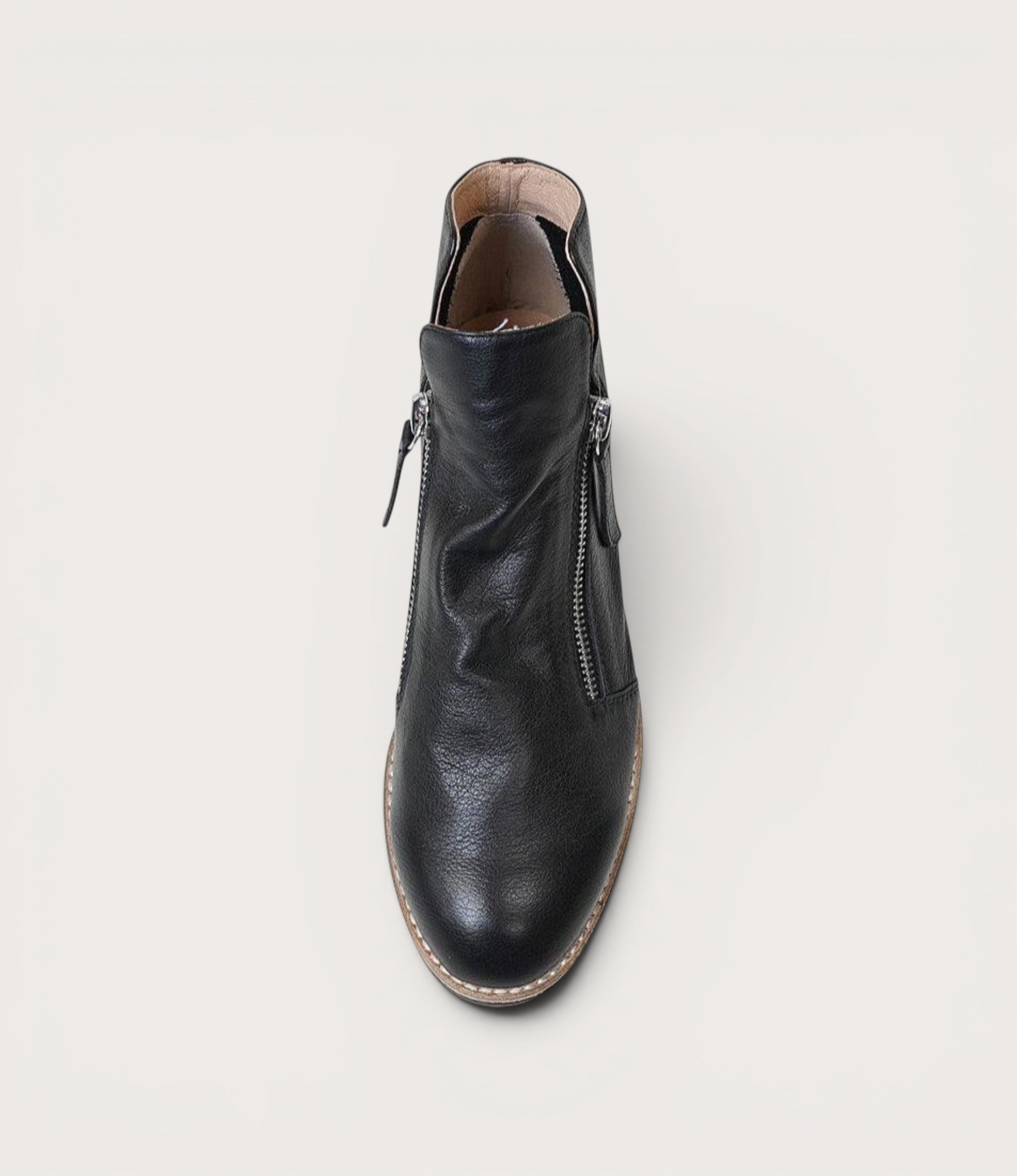 Ohmy Black/ Black Leather Ankle Boots