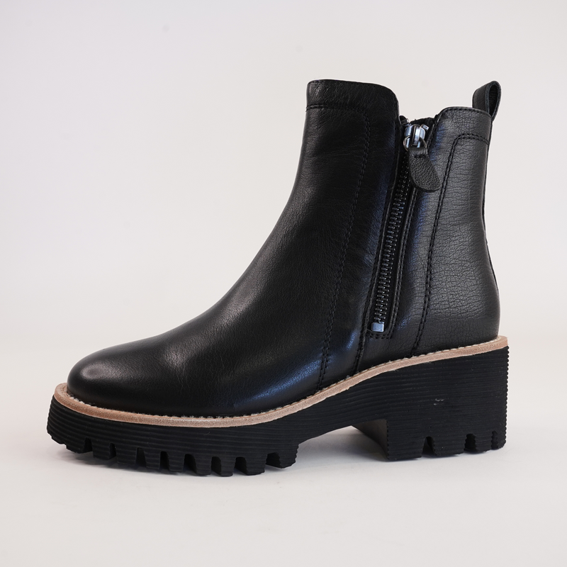 Waizey Black Leather Ankle Boots