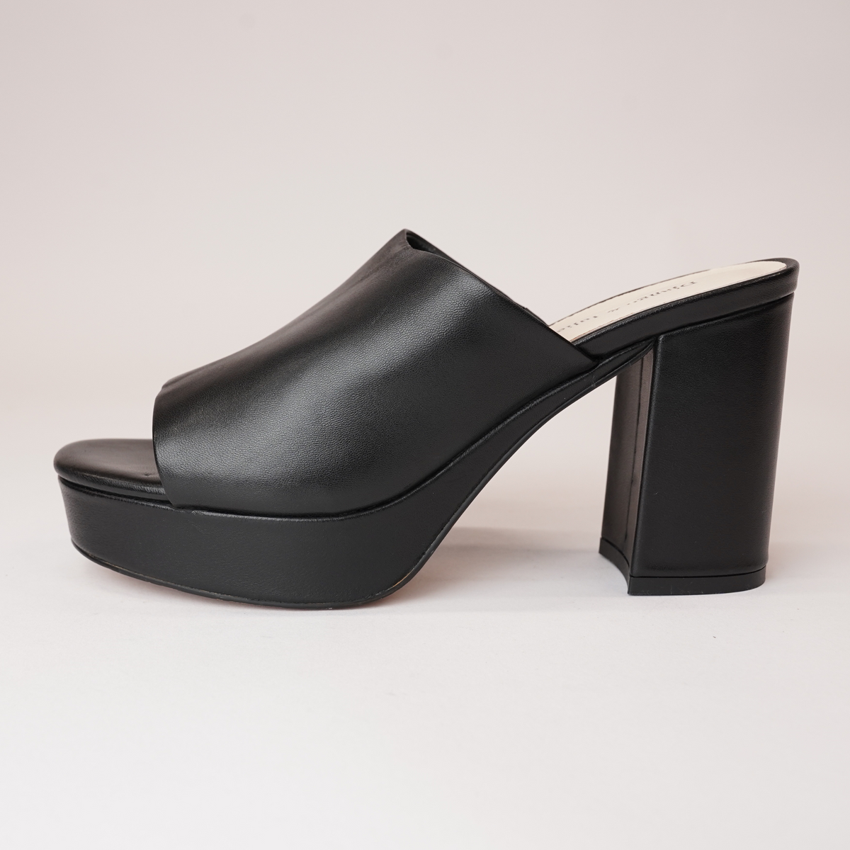 Ordos Black Leather Heels - DJANGO AND JULIETTE | Shouz