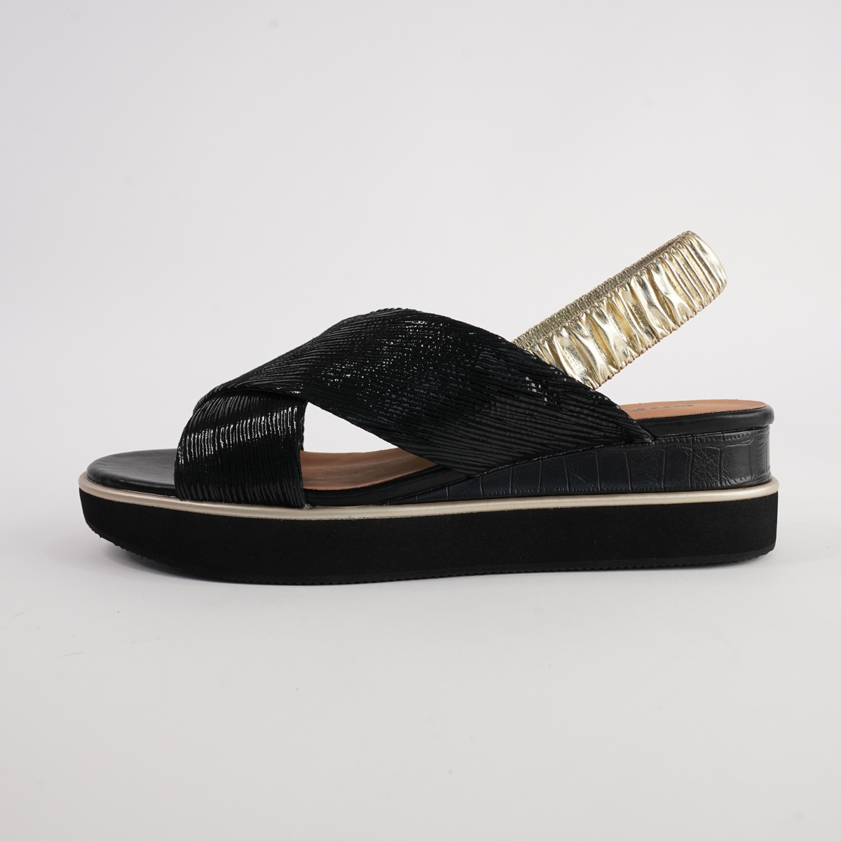 Debacle Black/ Gold Leather Sandals - BRESLEY | Shouz