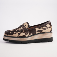 Paella Café Cow Leather Loafers