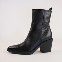 Lissbon Black Leather Ankle Boots