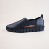 Harmless Navy/ Navy Sole Leather Sneakers - DJANGO AND JULIETTE | Shouz