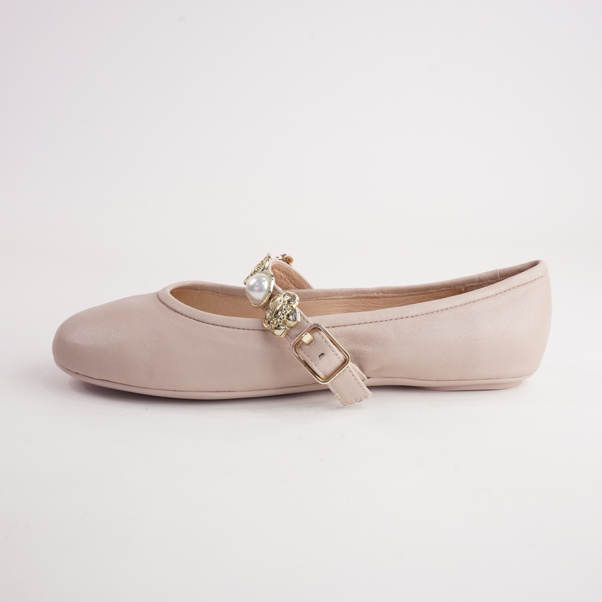 Blairre Nude Leather Ballet Flats - TOP END | Shouz