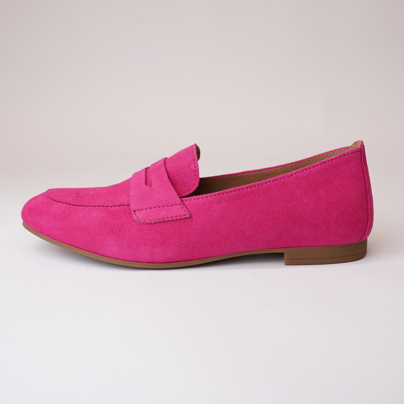 Libby Pink Suede Leather Loafers