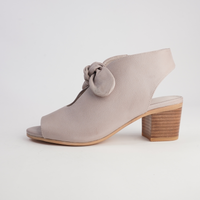 Banana Café Leather Heels