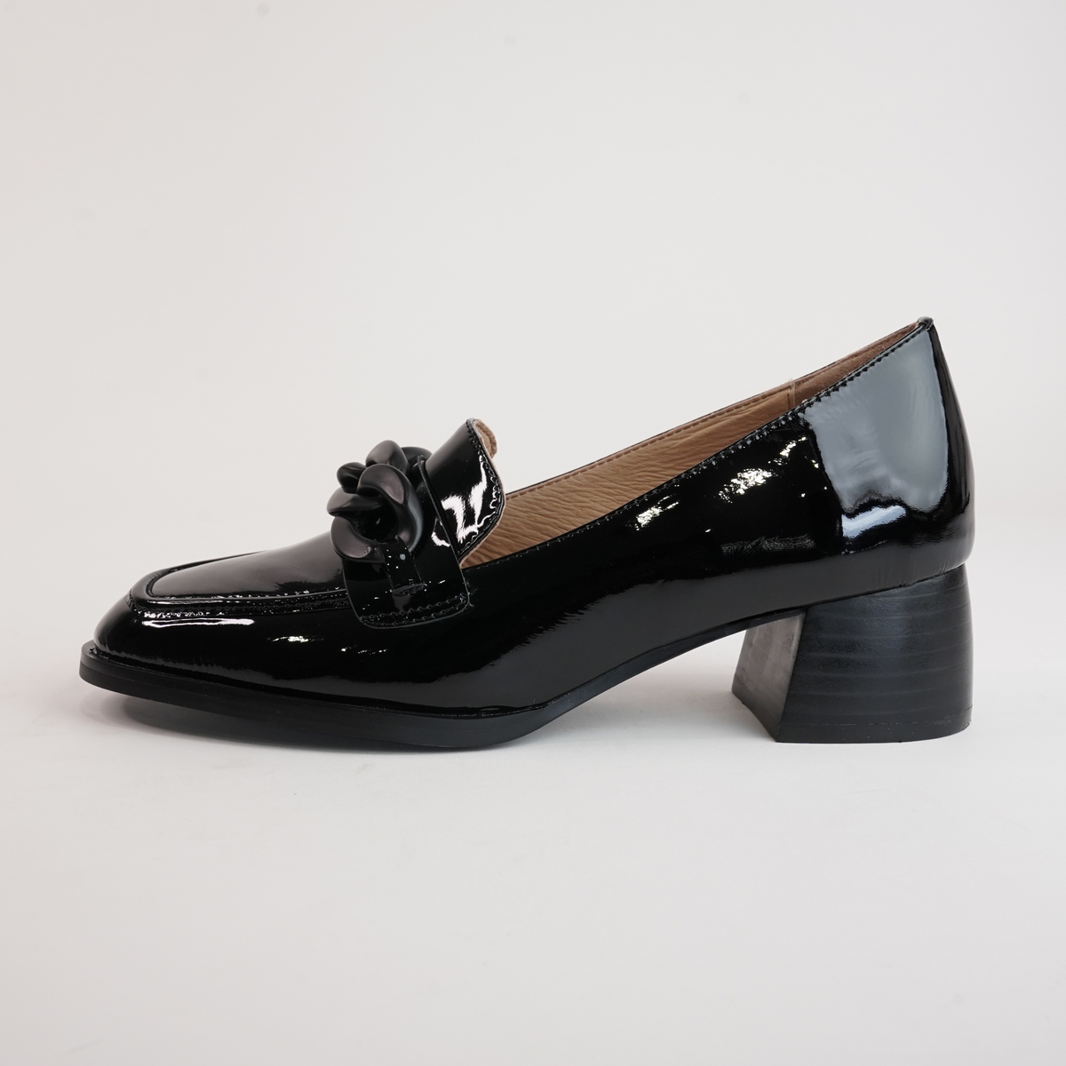 Nomass Black Patent Leather Heeled Loafers - DJANGO AND JULIETTE | Shouz