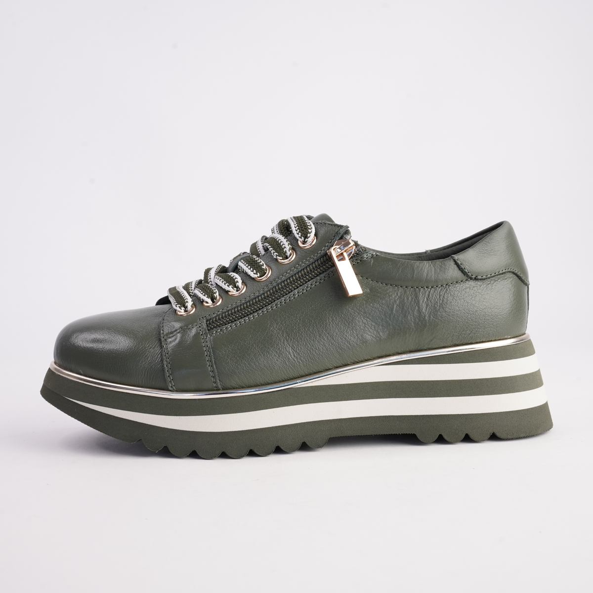 Eammes Olive/ Milk Leather Sneakers