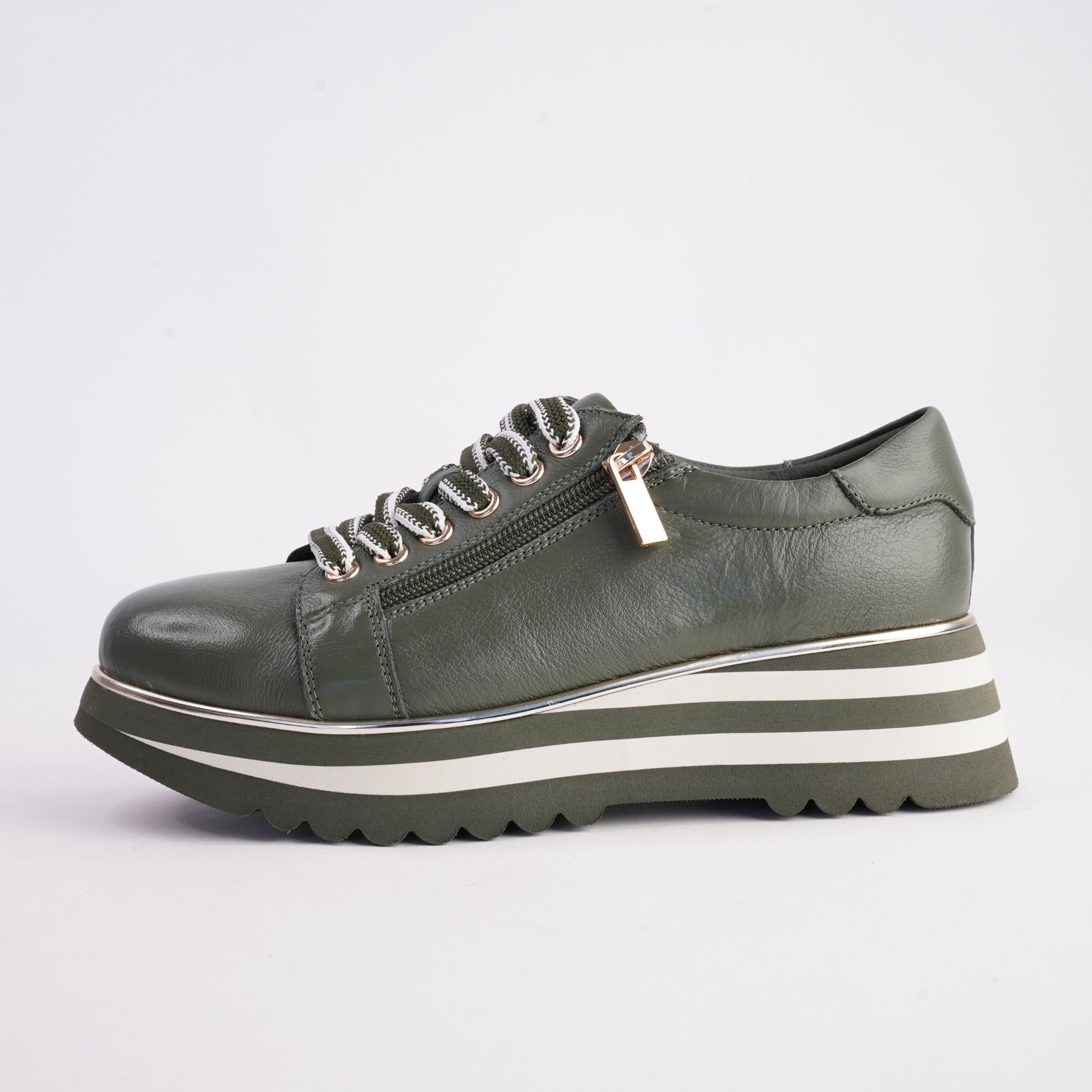 Eammes Olive/ Milk Leather Sneakers