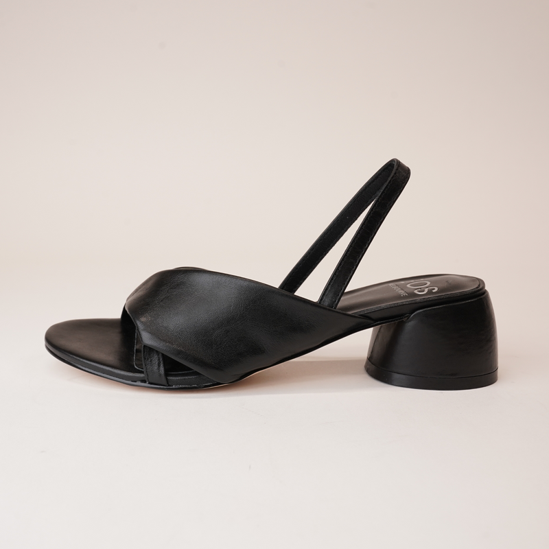 Fiorello Black Leather Heels