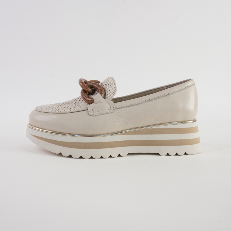 Eggey Milk Leather Ivory/ Raffia Loafers