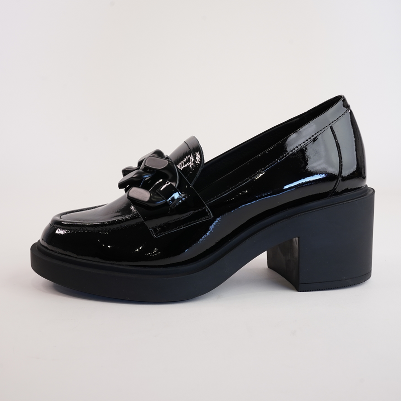 Arrigo Black Patent Leather Heeled Loafers