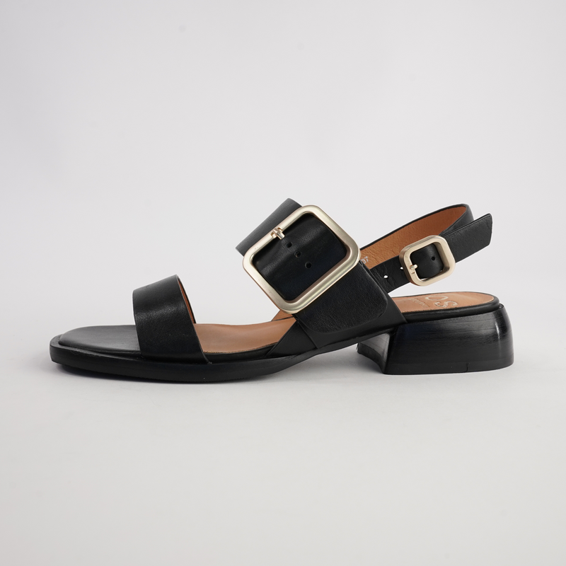 Ikam Black Leather Sandals