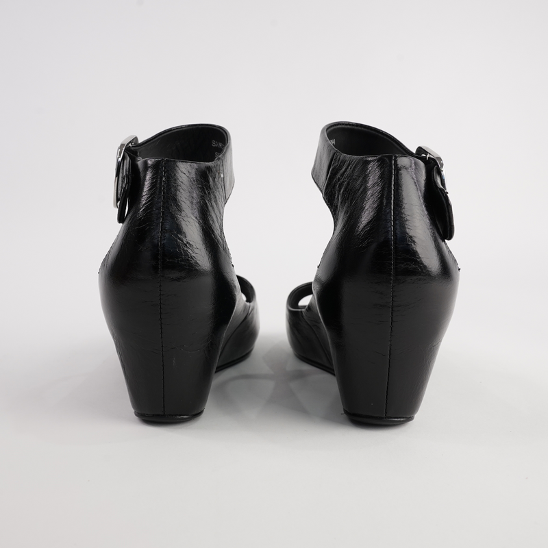 Sangria Black Leather Wedges