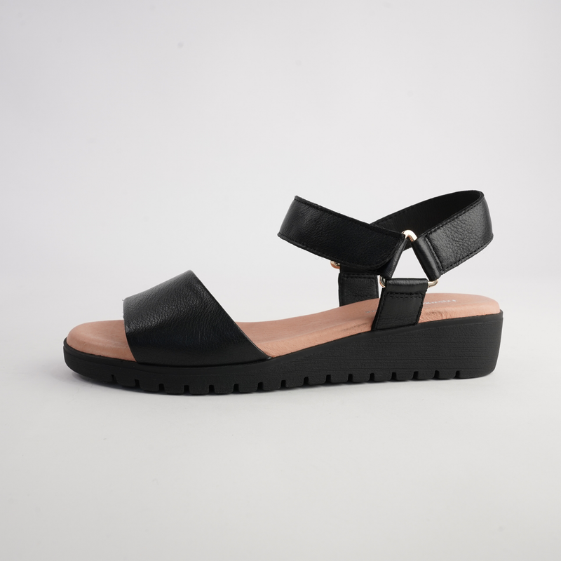 Minne Black/ Black Sole Leather Sandals