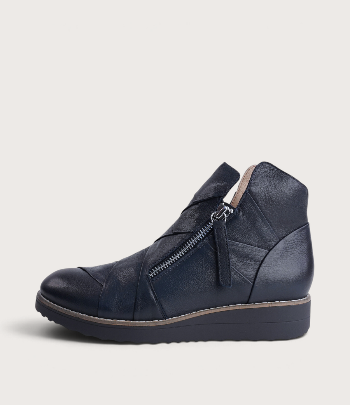 Omeah Navy/ Navy Leather Ankle Boots - TOP END | Shouz