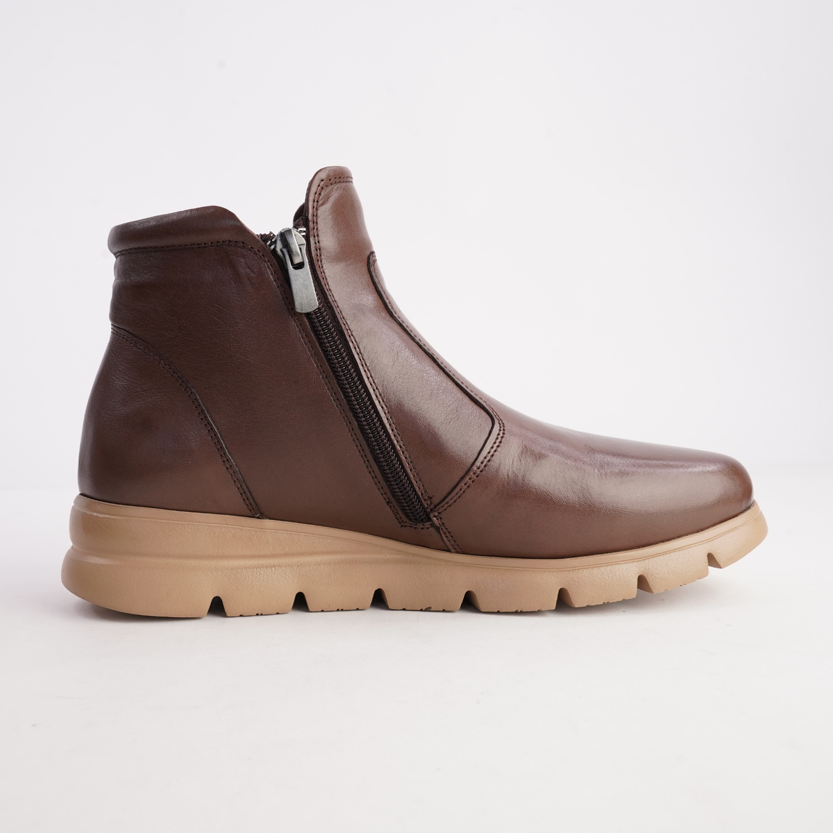 Eddie Praline Leather Ankle Boots - SALA | Shouz