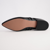 Estrela Black Leather Flats - DJANGO AND JULIETTE | Shouz