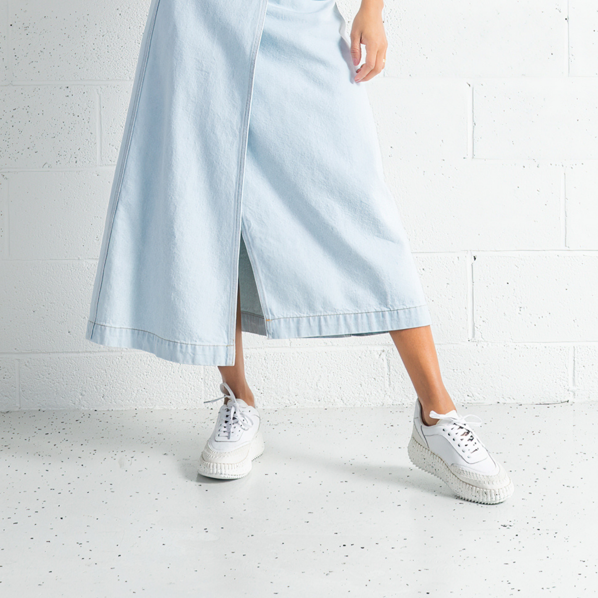 Cobus White Leather Sneakers - DJANGO AND JULIETTE | Shouz