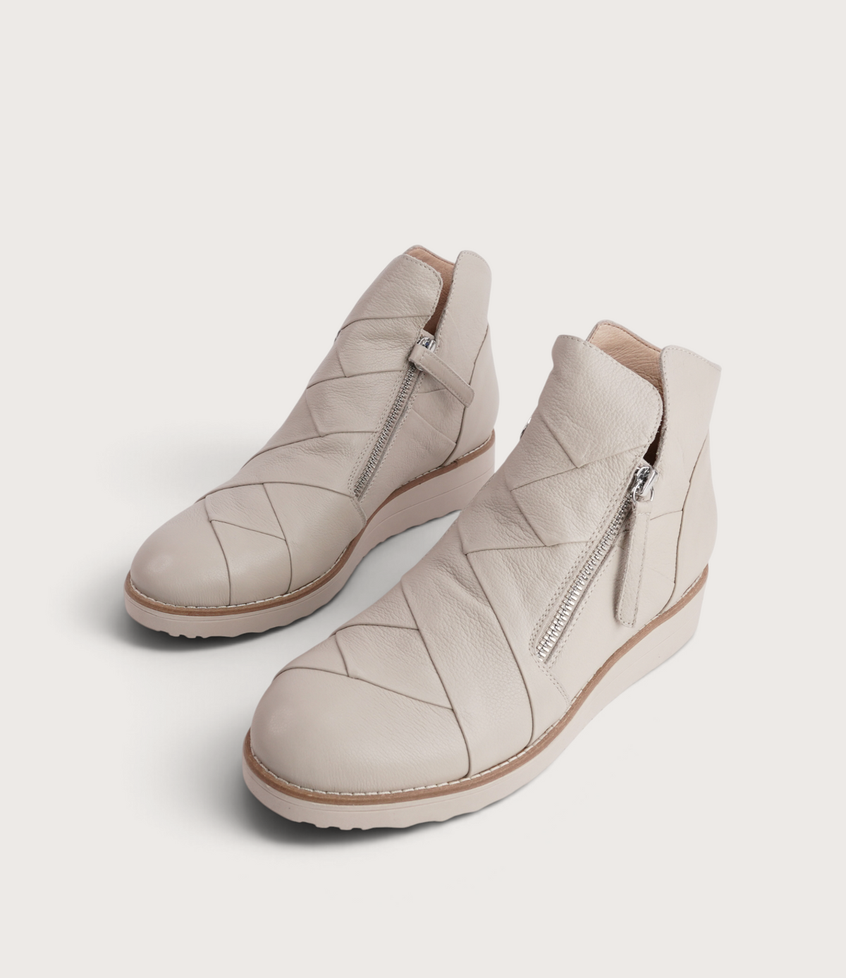 Omeah Vanilla Leather Ankle Boots - TOP END | Shouz