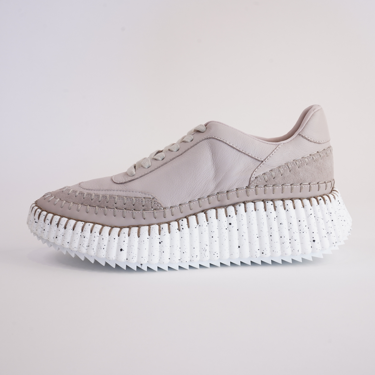 Cobus Nougat Leather Sneakers - DJANGO AND JULIETTE | Shouz