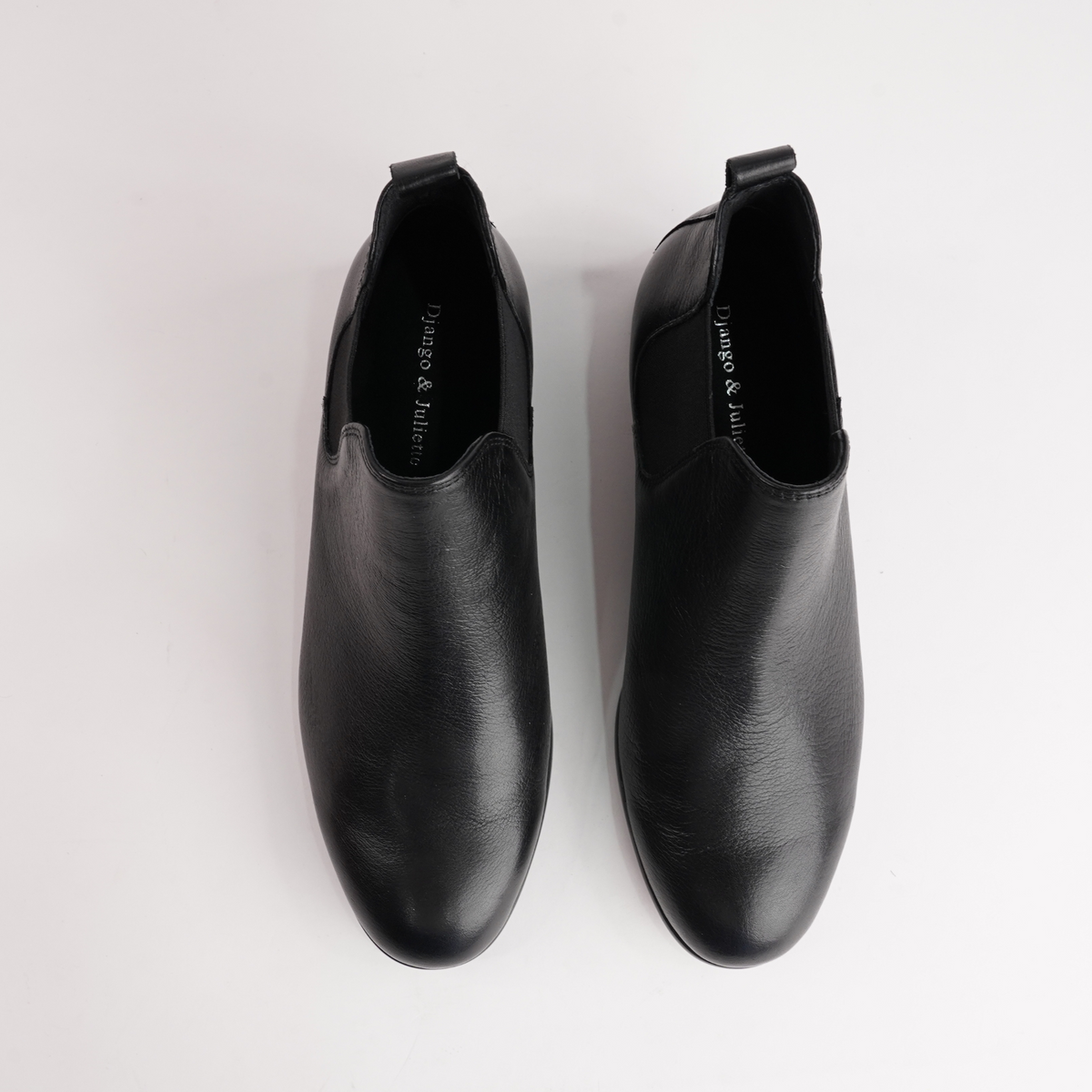 Quatisse Black Leather Ankle Boots