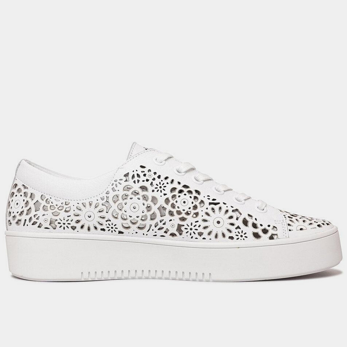 Leitha White Leather Sneakers - DJANGO AND JULIETTE | Shouz