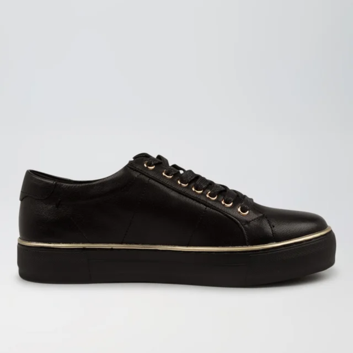 Froggy Black Leather Sneakers - DJANGO AND JULIETTE | Shouz