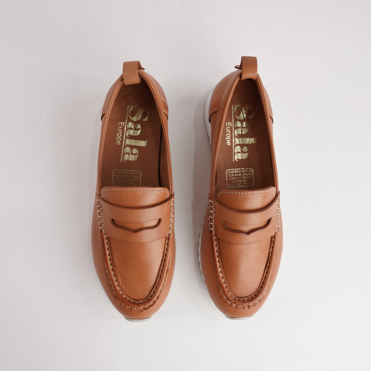 Peggy Coconut Leather Loafers