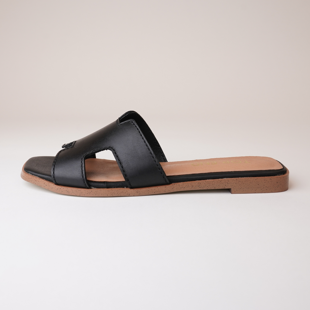 Lycha Black Leather Slides - TOP END | Shouz