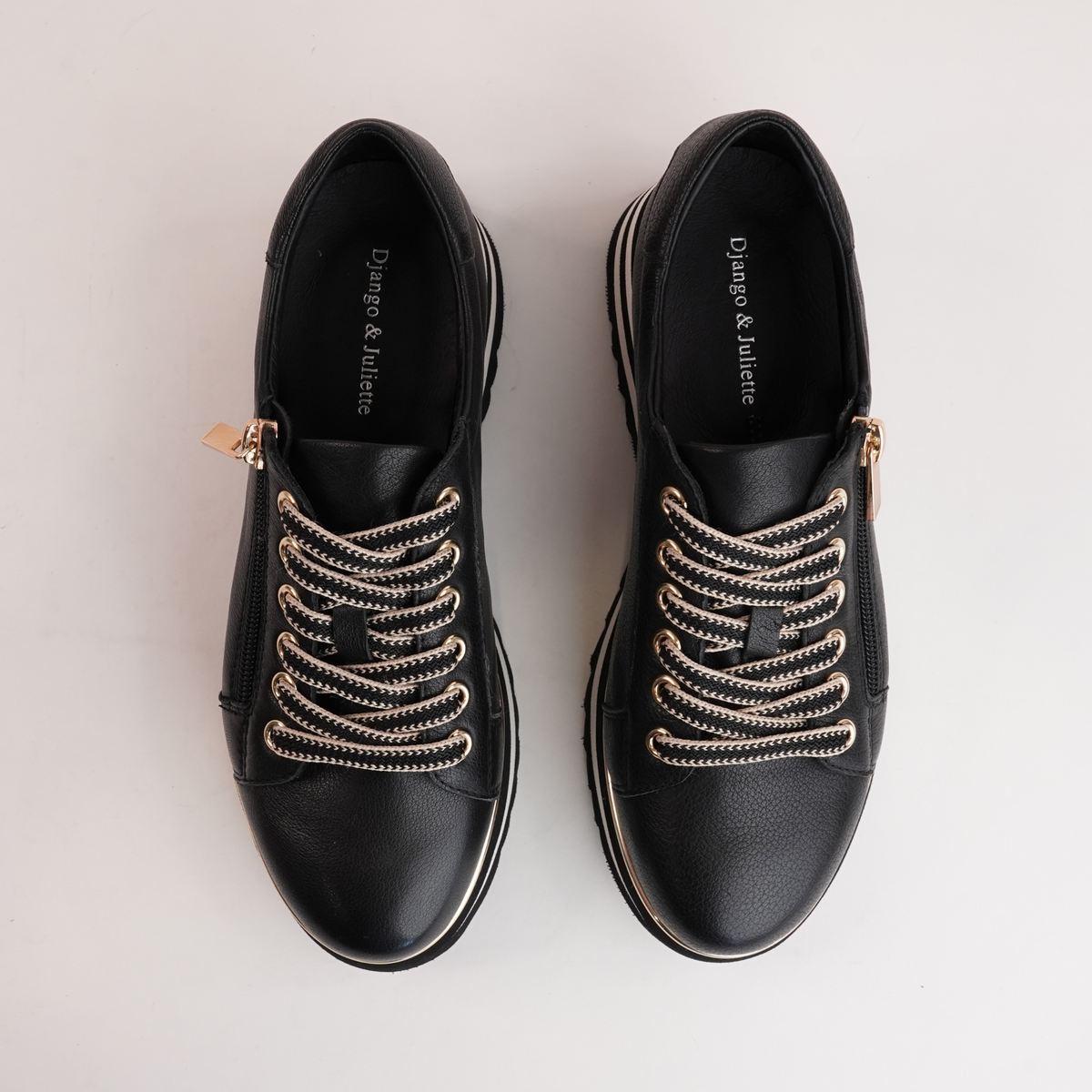 Eammes Black Leather Sneakers - DJANGO AND JULIETTE | Shouz