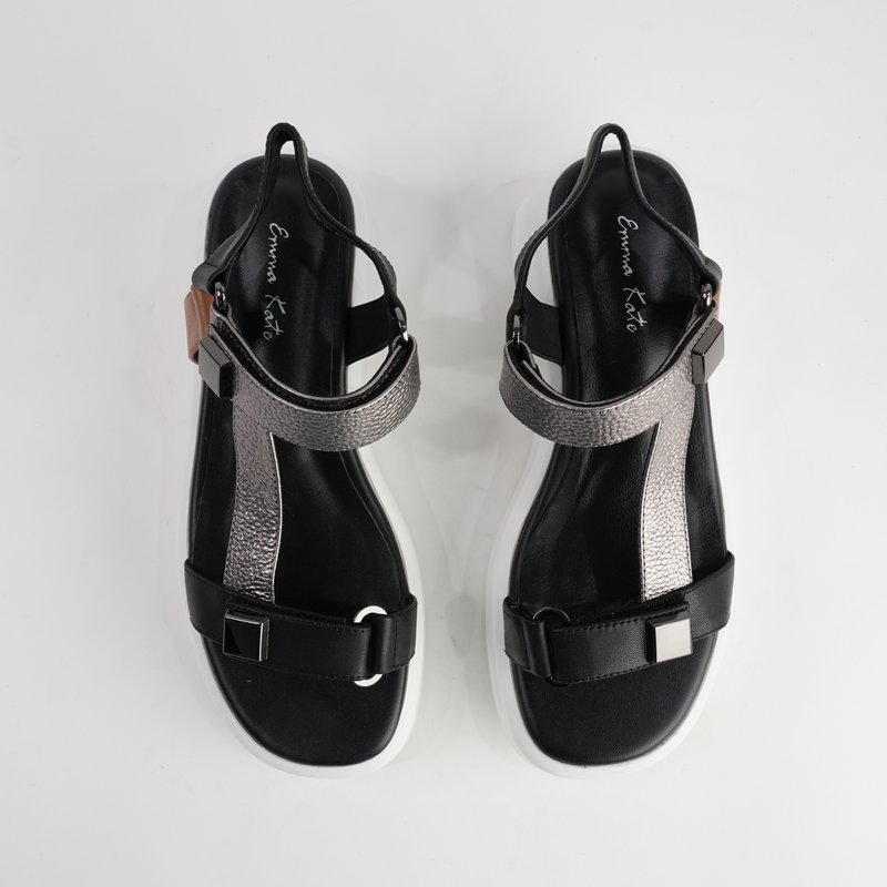 Roz Black/ Silver Leather Sandals