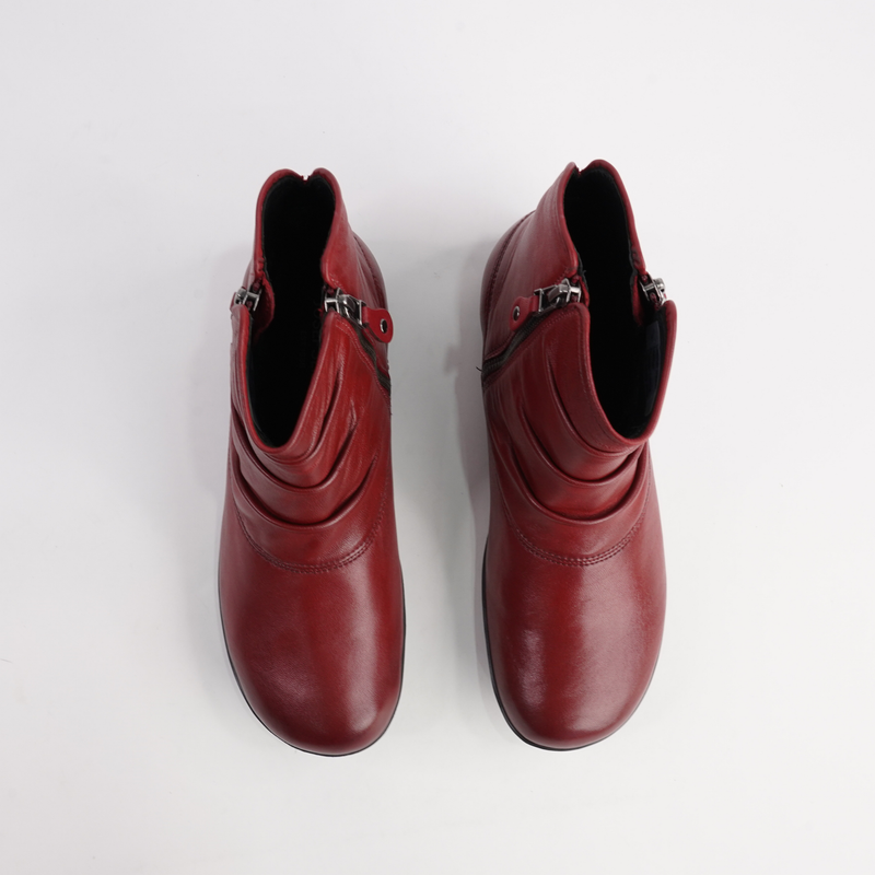 Naly 24 Carmin Leather Ankle Boots