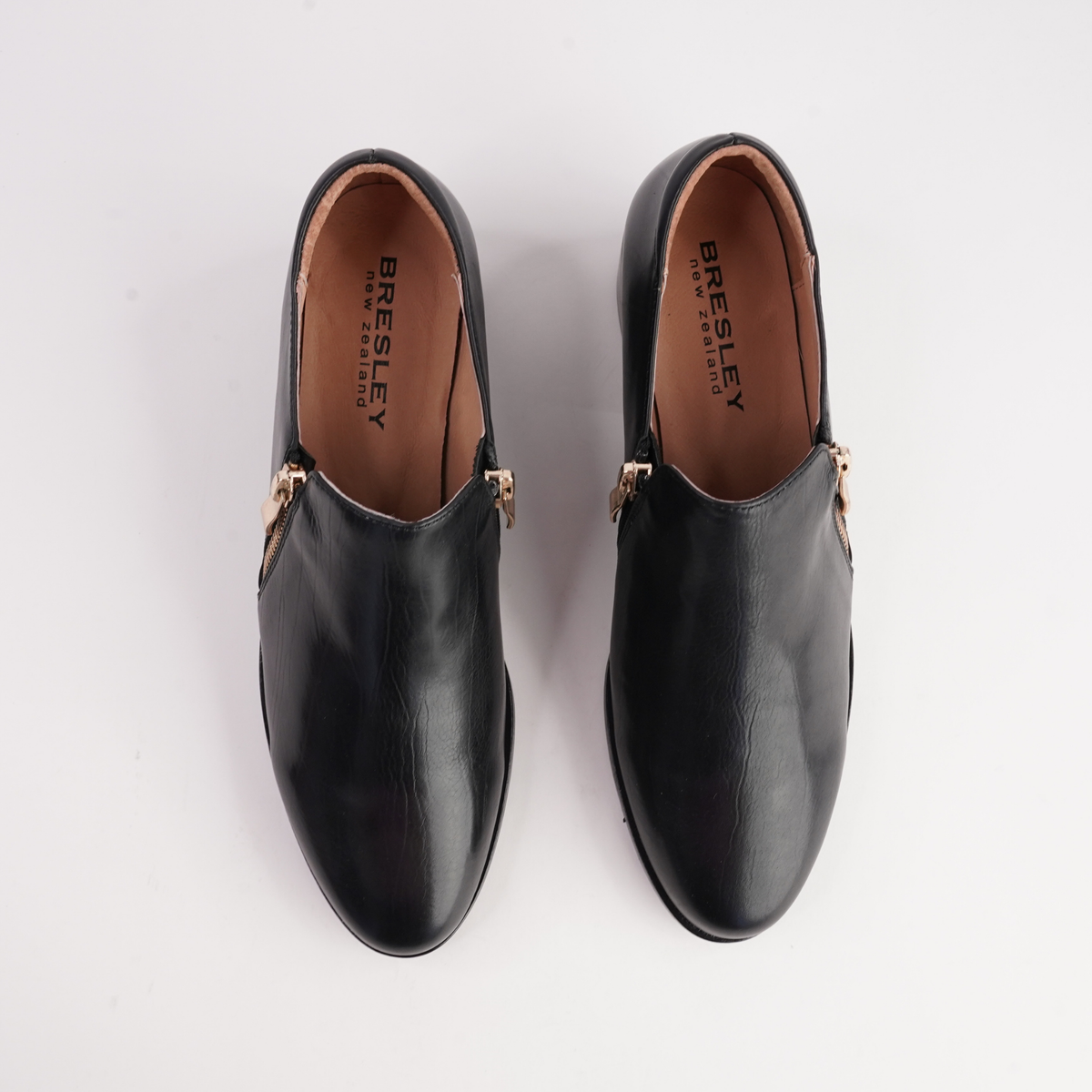 Dartmouth Black/ Black Heels - BRESLEY | Shouz