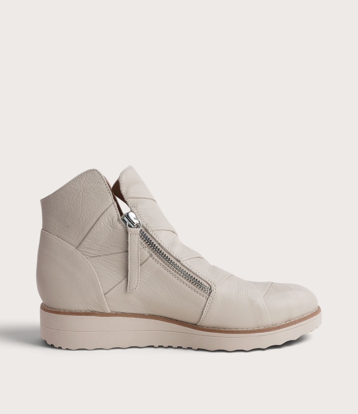 Omeah Vanilla Leather Ankle Boots - TOP END | Shouz