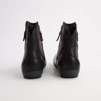 Naly 24 Schwarz Leather Ankle Boots