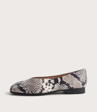 Paydes Black White Snake/ Black Leather Flats