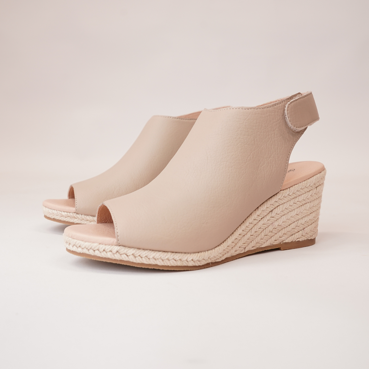 Jamcie Stone Leather Wedges