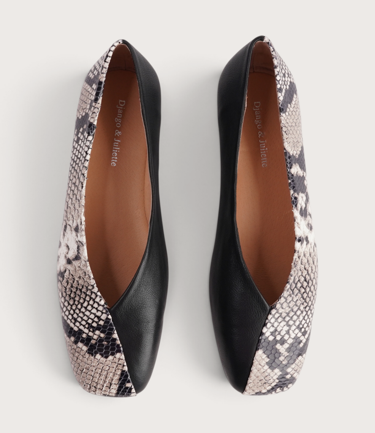Paydes Black White Snake/ Black Leather Flats